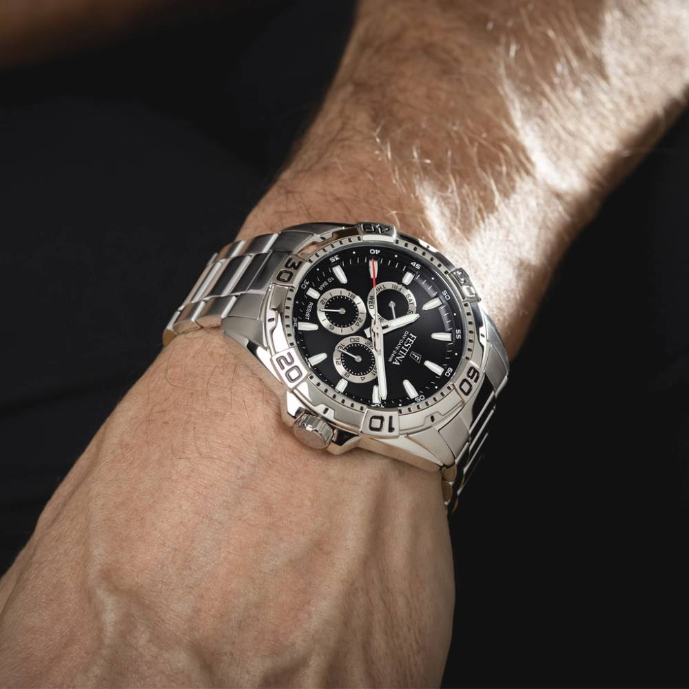 Мъжки ръчен часовник с кварцов механизъм - корпус от Стомана - Стоманена верижка - цвят Черен