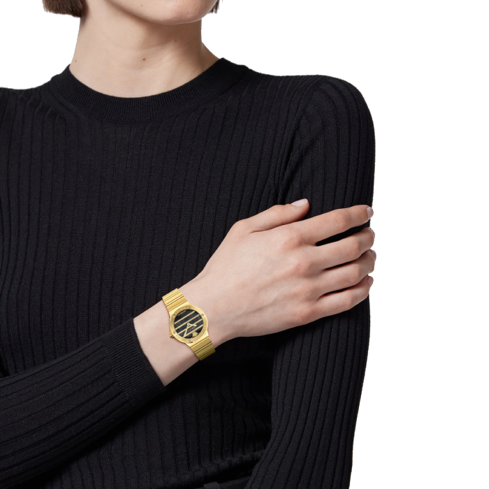 Дамски ръчен часовник с кварцов механизъм - корпус от Стомана - Стоманена верижка - цвят Седеф