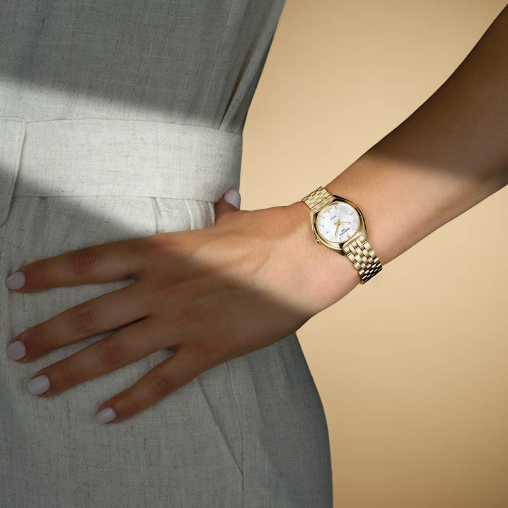 Дамски ръчен часовник с кварцов механизъм - корпус от Стомана - цвят Седеф Жълт