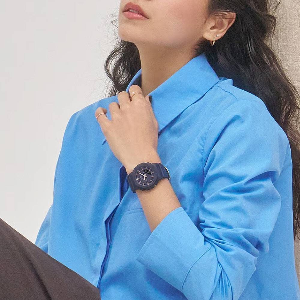 Casio GMA-P2100M-2AER G-Shock - Унисекс ръчен часовник с кварцов механизъм - корпус от Полимер - Полимер - цвят Лилав