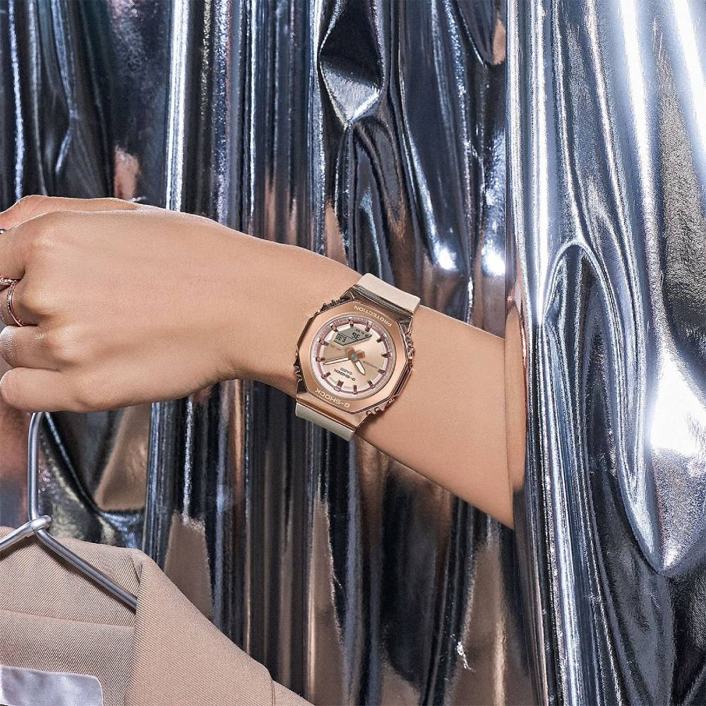 Дамски ръчен часовник с кварцов механизъм - корпус от Стомана - Полимер - цвят Розов