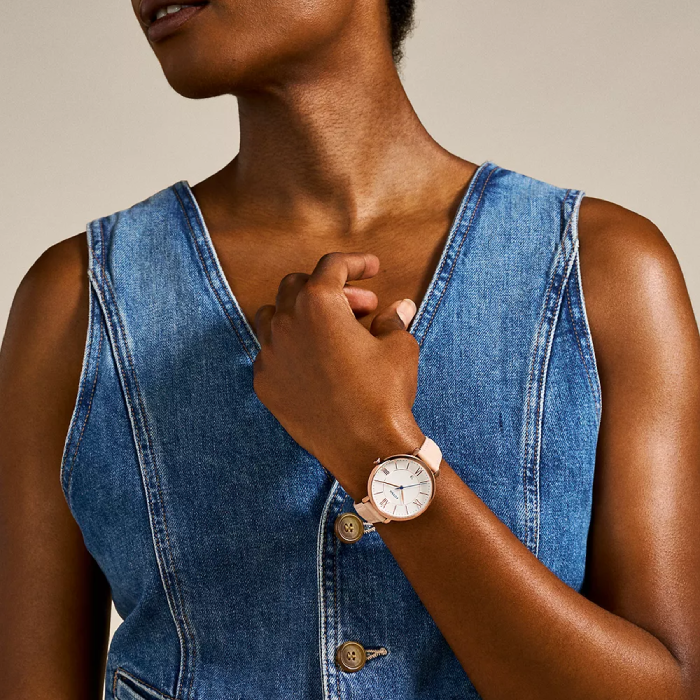 Дамски ръчен часовник с кварцов механизъм - корпус от Стомана - Естествена кожа - цвят Бял Розово Злато