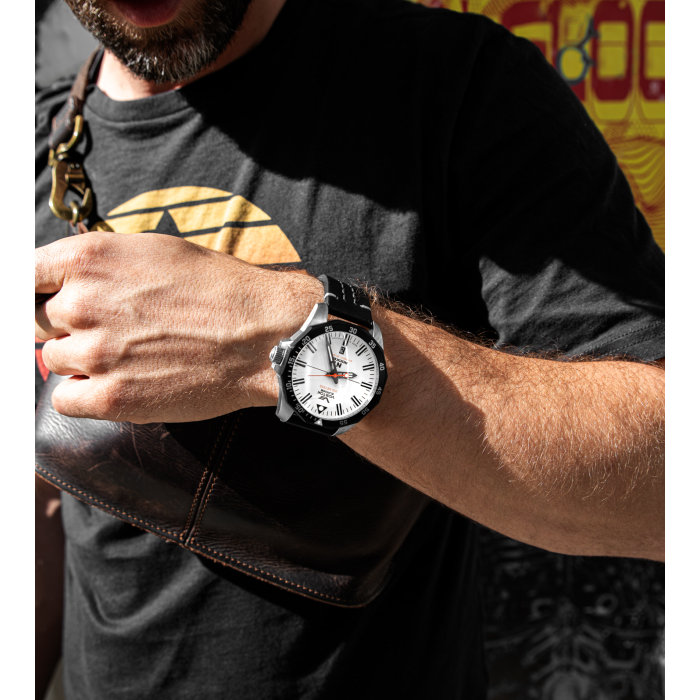 Мъжки ръчен часовник с автоматичен механизъм - корпус от Стомана - Естествена кожа - цвят Бял