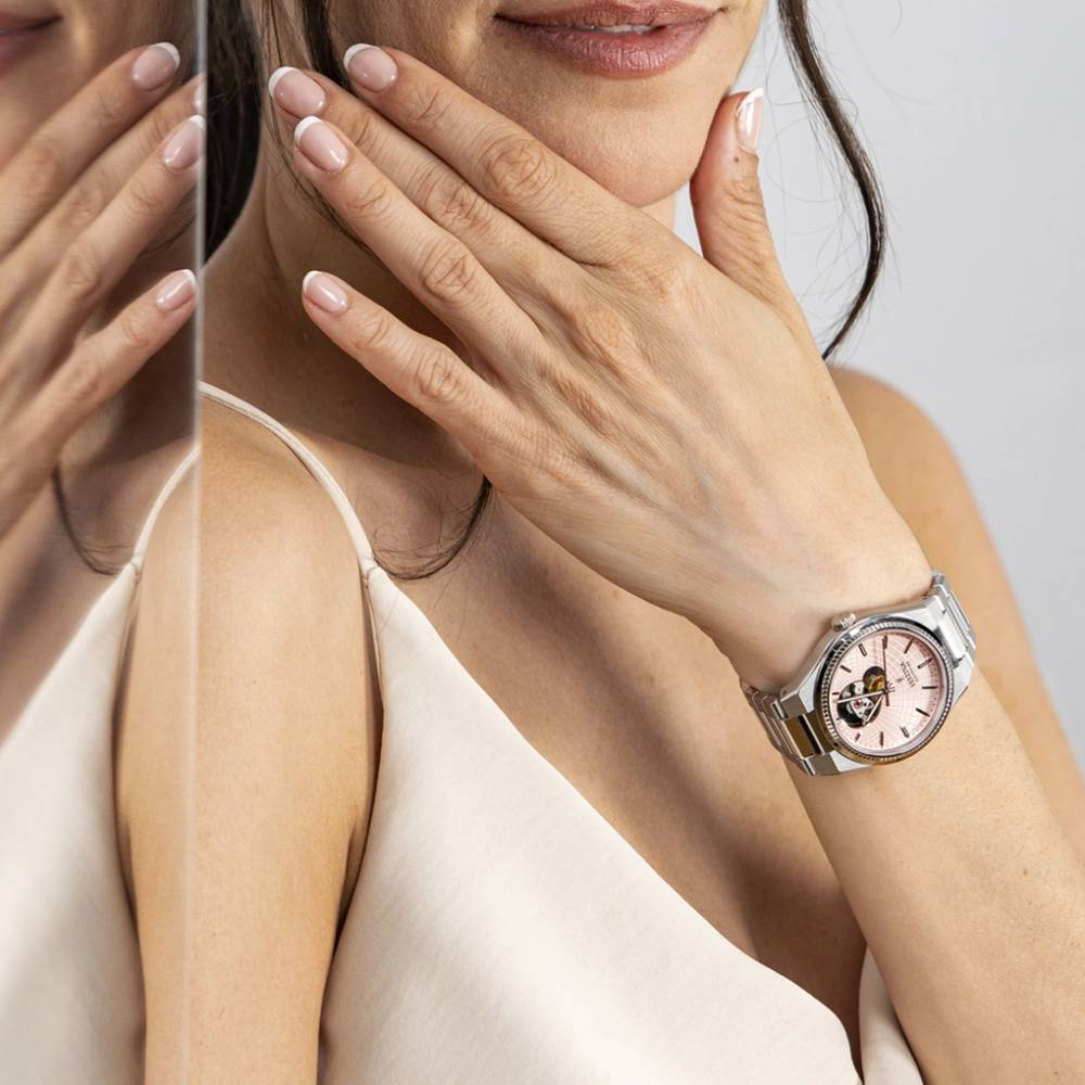 Дамски ръчен часовник с автоматичен механизъм - корпус от Стомана - Стоманена верижка - цвят Бял