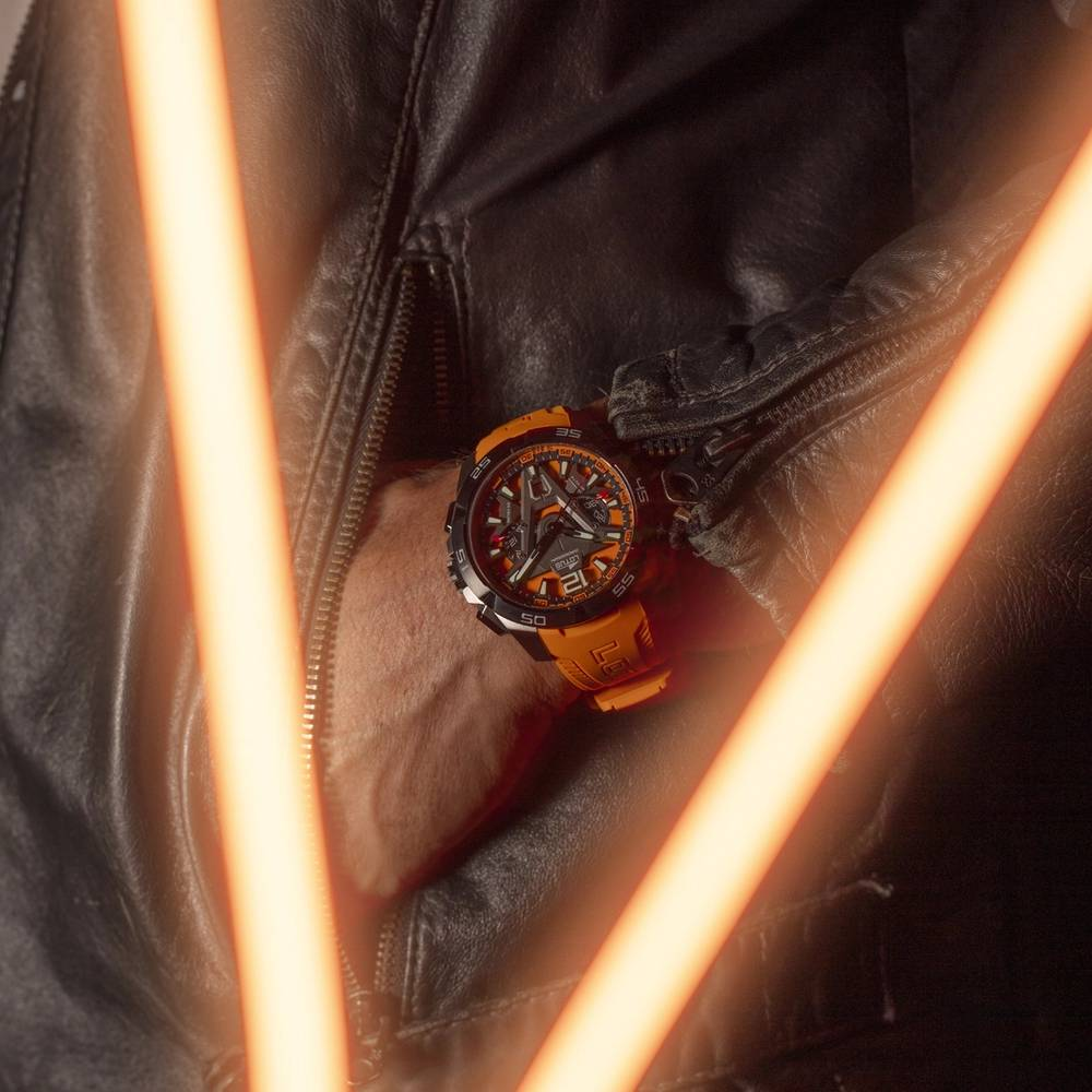 Lotus 18944/3 Vortex - Мъжки ръчен часовник с кварцов механизъм - корпус от Стомана - Каучук - цвят Оранжев Черен