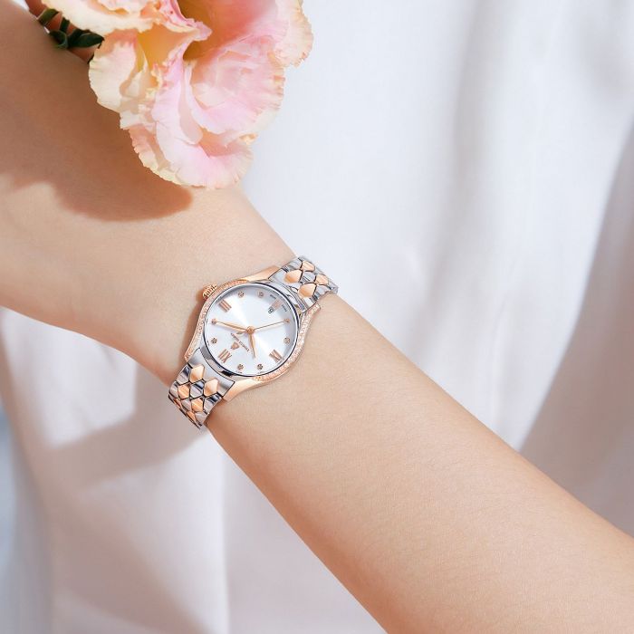 Дамски ръчен часовник с кварцов механизъм - корпус от Стомана - Стоманена верижка - цвят Бял