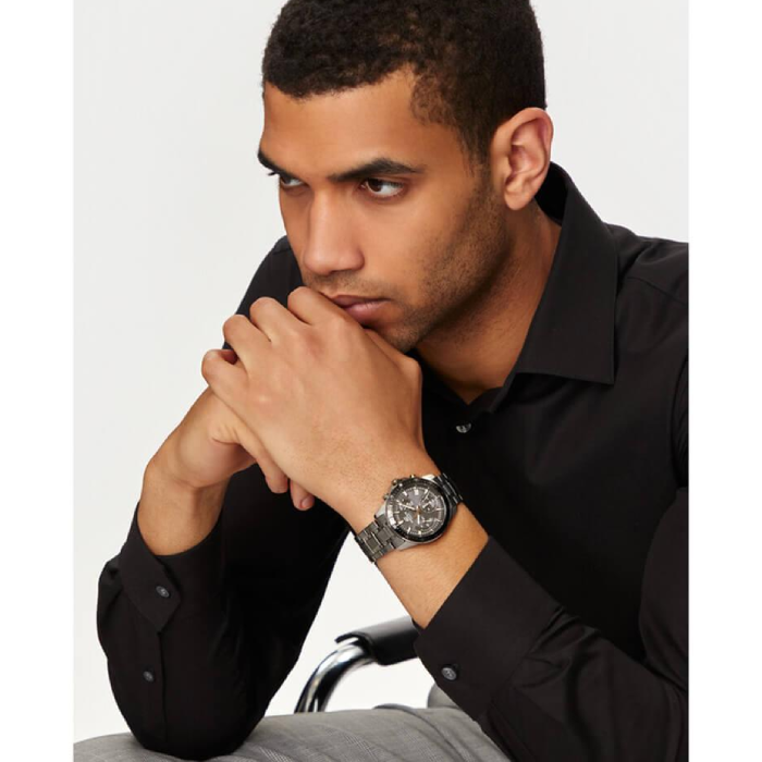 Мъжки ръчен часовник с кварцов механизъм - корпус от Стомана - Стоманена верижка - цвят Черен Черен